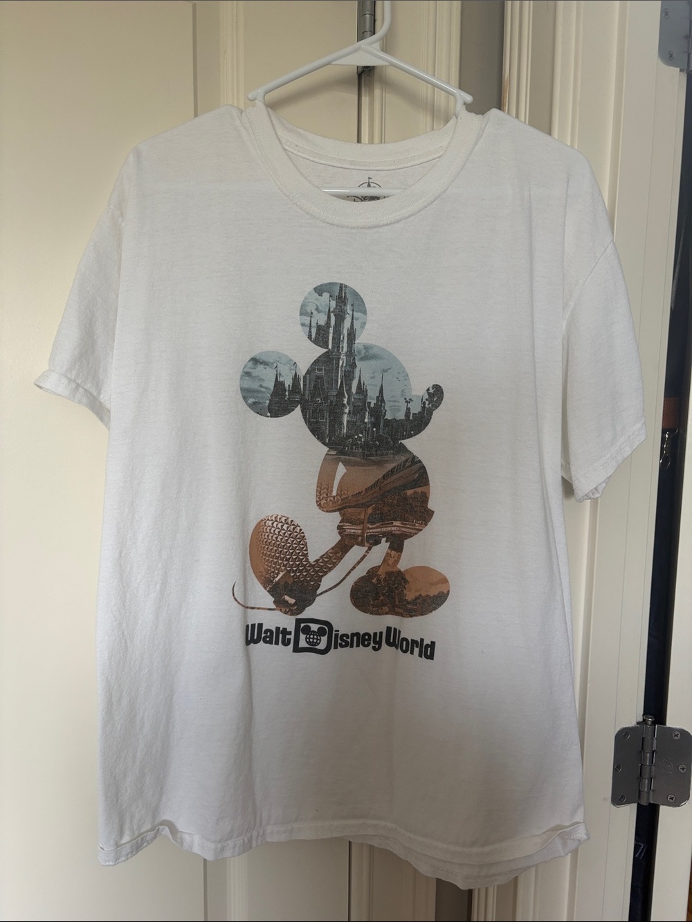Disney White Short Sleeve Walt Disney World Mickey Graphic Tee